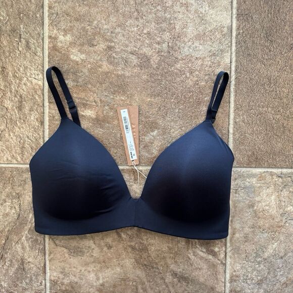 Skims Wireless Form T-shirt Bra Onyx Size 34D - Picture 3 of 10